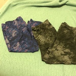Two pairs of workout leggings